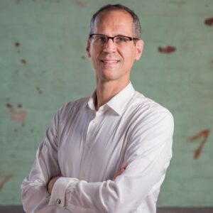 Alex Blumberg how to save a planet podcast host